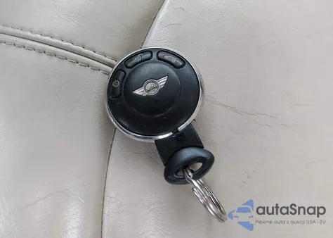 2013 Mini Countryman Cooper from USA, damaged, VIN WMWZB3C58DWM31647